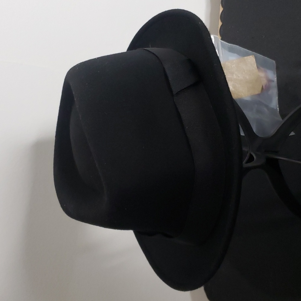 Black Wool Fedora Bowler Hat NWT